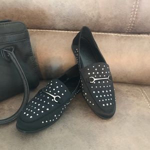 Women’s shoes
